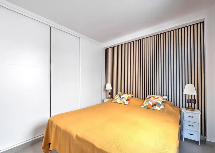 House With Rooftop Terrace, Views And Pool,