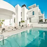 House With Rooftop Terrace, Views And Pool, *