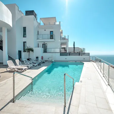 House With Rooftop Terrace, Views And Pool, *