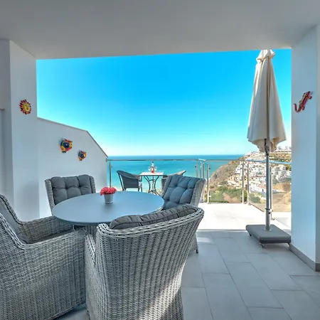 House With Rooftop Terrace, Views And Pool, *