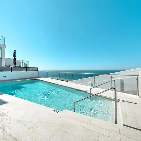 House With Rooftop Terrace, Views And Pool, Holiday home *